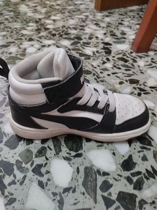 Zapatillas Puma Original de Niños Talla 24