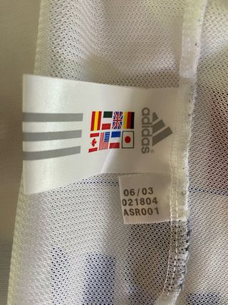camiseta original adidas del Real Madrid 2003/04