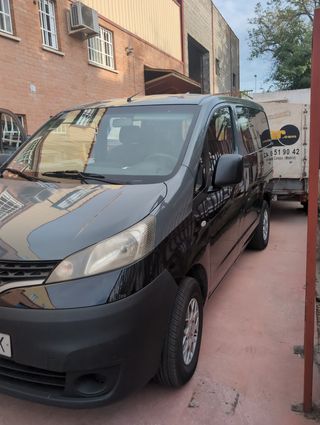 Nissan NV200 2012