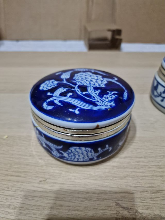 3 scatole portagioie in porcellana blu