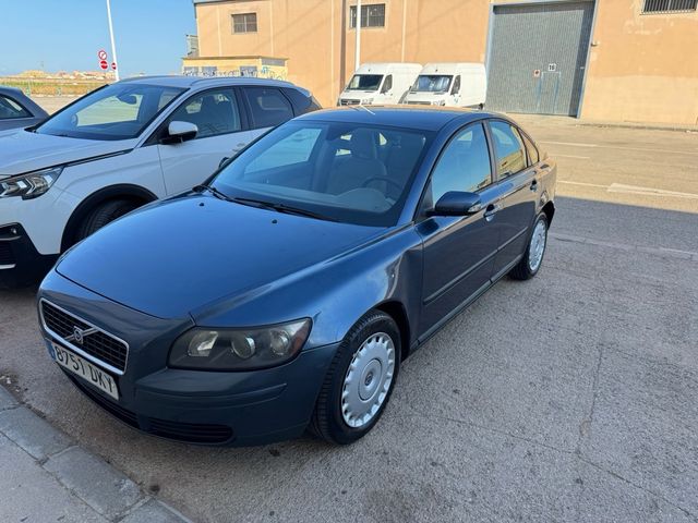Volvo S40 2006