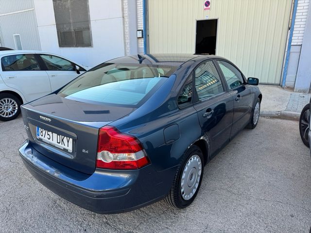 Volvo S40 2006