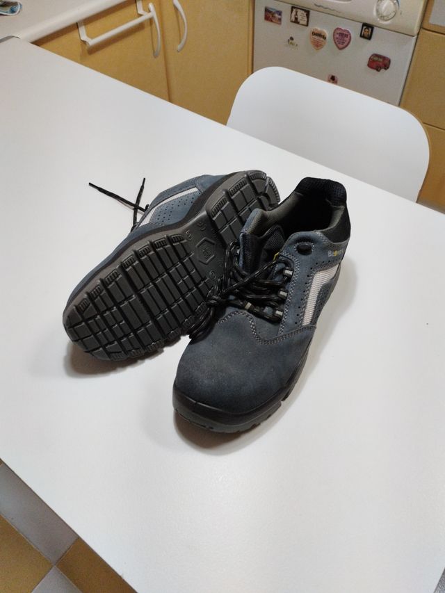 Zapato de seguridad Bee Work Talla 43