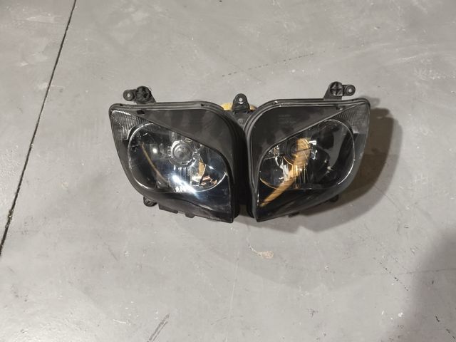 Faro Yamaha Fazer 600