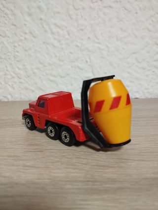 Camión Hormigonera Matchbox Rojo