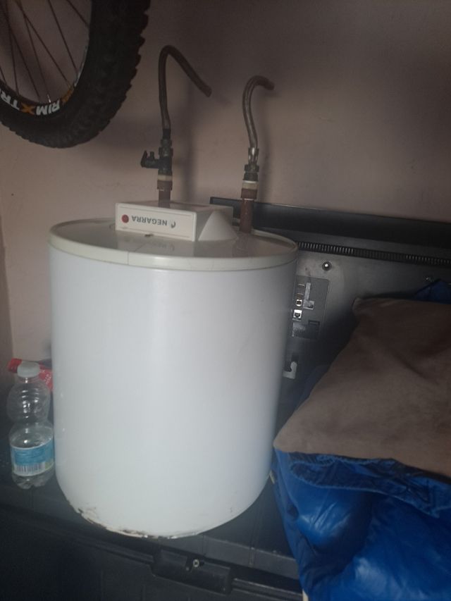 Termo de agua NEGARRA