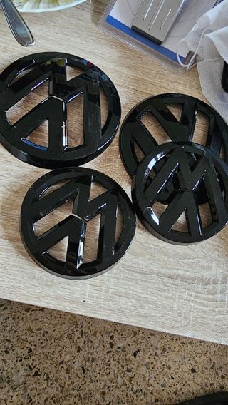 4 Emblemas VW Negro Brillante nuevos