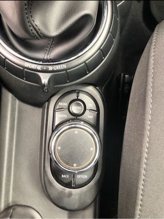 MINI Cooper 5P 