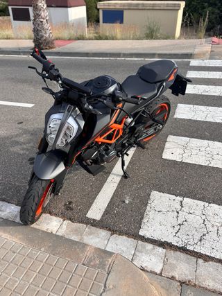 KTM Duke 125