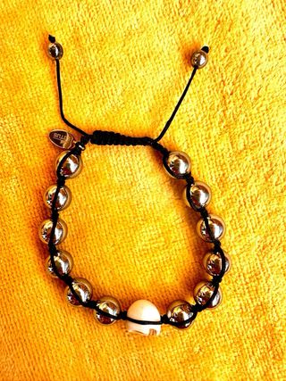 Pulsera Lotus Bolas y Calavera blanca