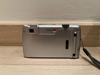 Cámara Konica Z-up 115e Plata