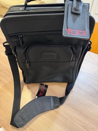 Maletín Tumi Negro Bandolera