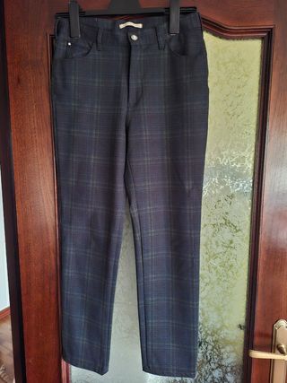 Pantalón de cuadros mujer