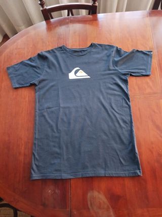 Camiseta Quiksilver Negra