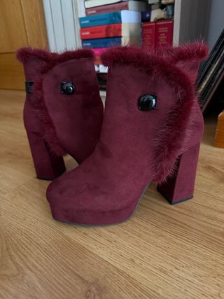 Botines de tacón con pelo T39