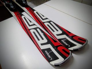 ESQUIS 170cm. CARVING. ALL MOUNTAIN.