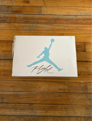 Jordan Retro 4 University Blue