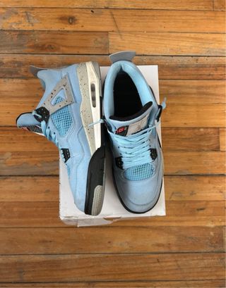 Jordan Retro 4 University Blue