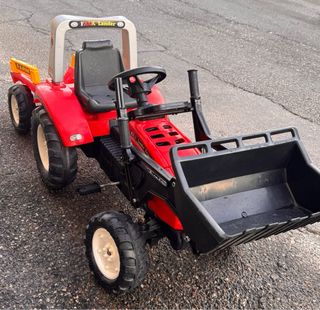Tractor de Juguete a pedales Rojo con Remolque