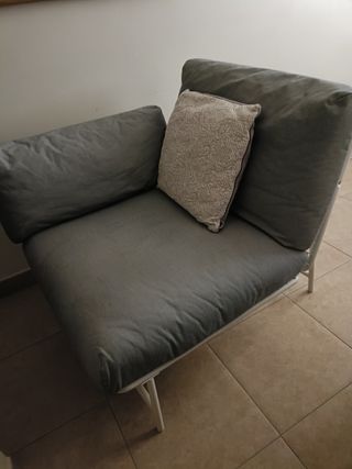 Sillón esquinero Ikea metálico gris