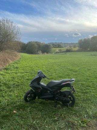 Peugeot Jet-Force Negro