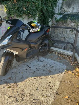 Peugeot Jet-Force Negro