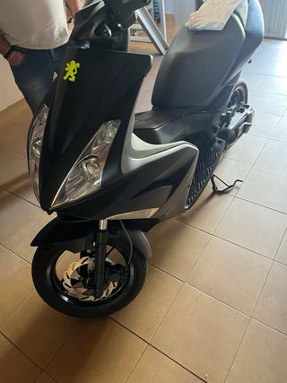 Peugeot Jet-Force Negro