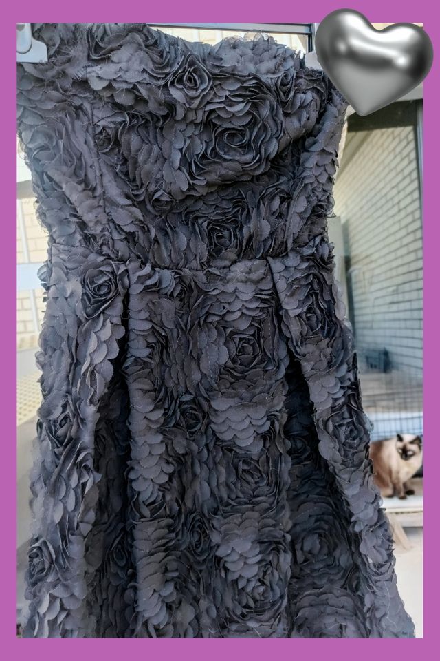 Minivestido negro Zara.