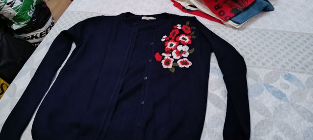 Camisetas,jerseys,rebecas,polares.De 3 a 8€.