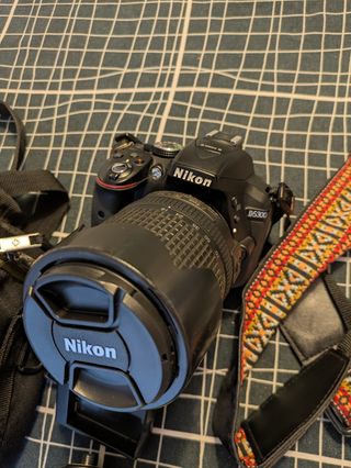 Cámara Nikon D5300 + Accesorios