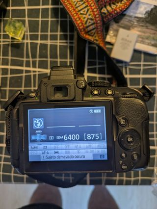 Cámara Nikon D5300 + Accesorios