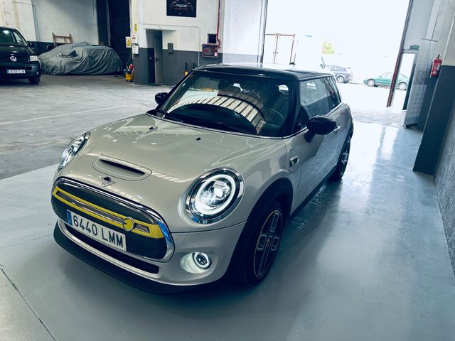 mini cooper SE 2021
