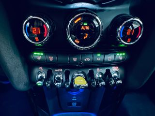mini cooper SE 2021