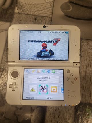 New 3DS XL Blanca + 9 Juegos