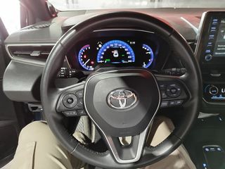 Toyota Corolla 2.0 180H Style ECVT