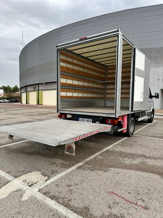 Volkswagen Crafter 2021 Camion plataforma 5000 kg
