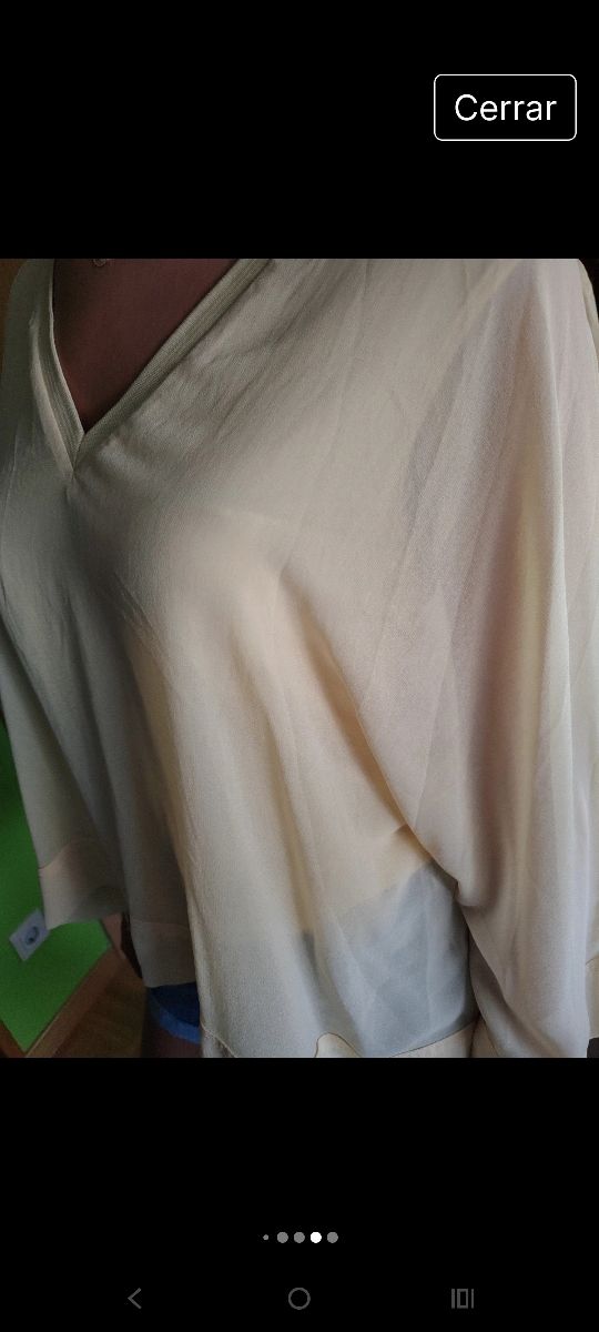 Camisa amarilla pastel transparente