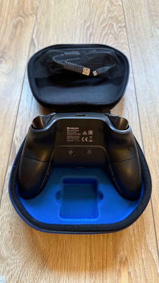 Nacon Revolution Pro 3