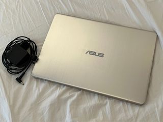 Portátil Asus VivoBook S14