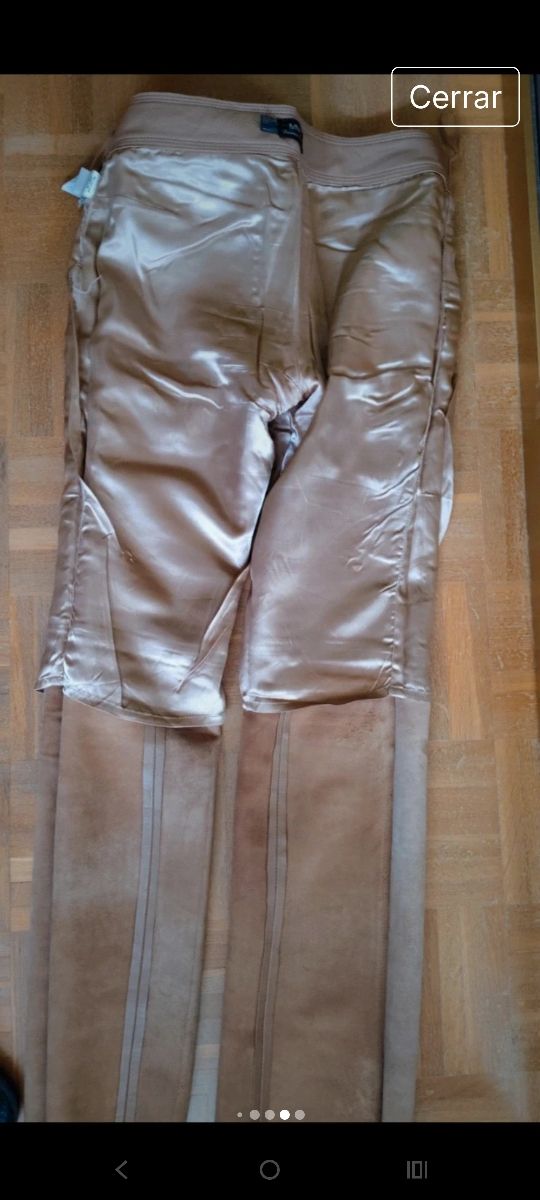 Pantalón efecto piel Mango beige