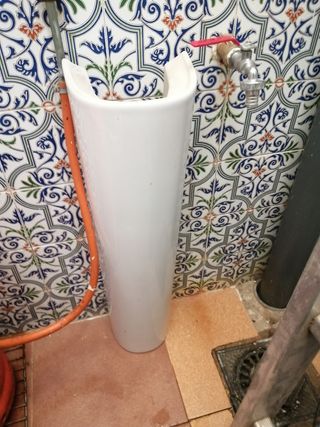 Pie de lavabo blanco nuevo