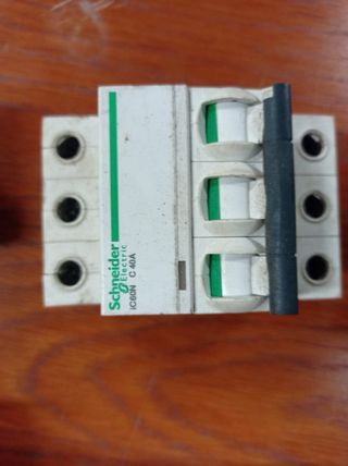 Diferencial Schneider Electric 40A