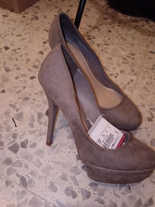 Zapatos de tacón con plataforma marrones talla 37