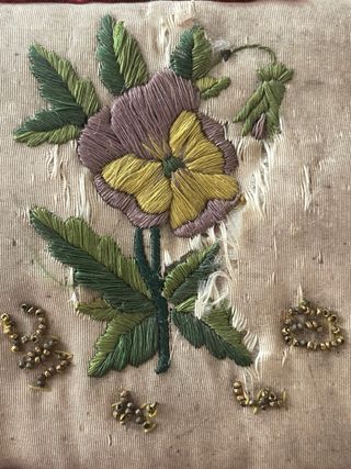 Puntaspilli Vittoriano Seta Ricamato antico