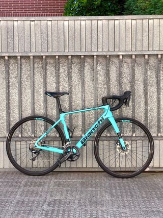 Bianchi Infinito XE Ultegra Bicicleta de Carbono