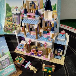 Set Lego 41154 Disney Cinderella's Dream Castle