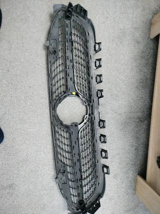 Parrilla Mercedes Clase A W177 Calandra