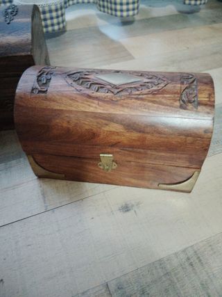 Set di 3 bauli decorativi in legno
