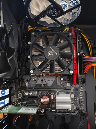 Placa base completa con CPU Y RAM