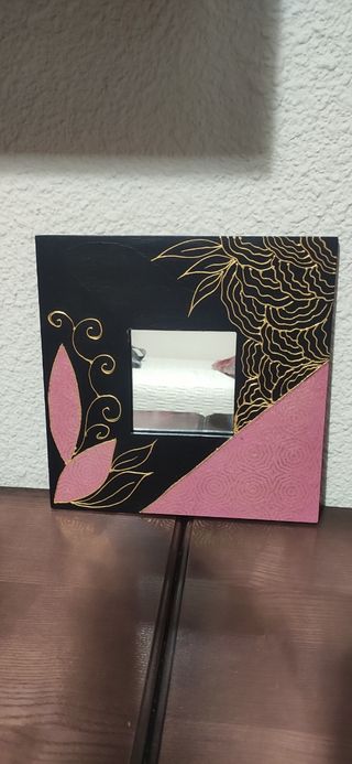 Cuadro decorativo espejo negro dorado rosa